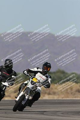 media/Oct-13-2025-Moto Forza (Mon) [[a66d839500]]/4-C Group/Session 3 (Turn 16)/